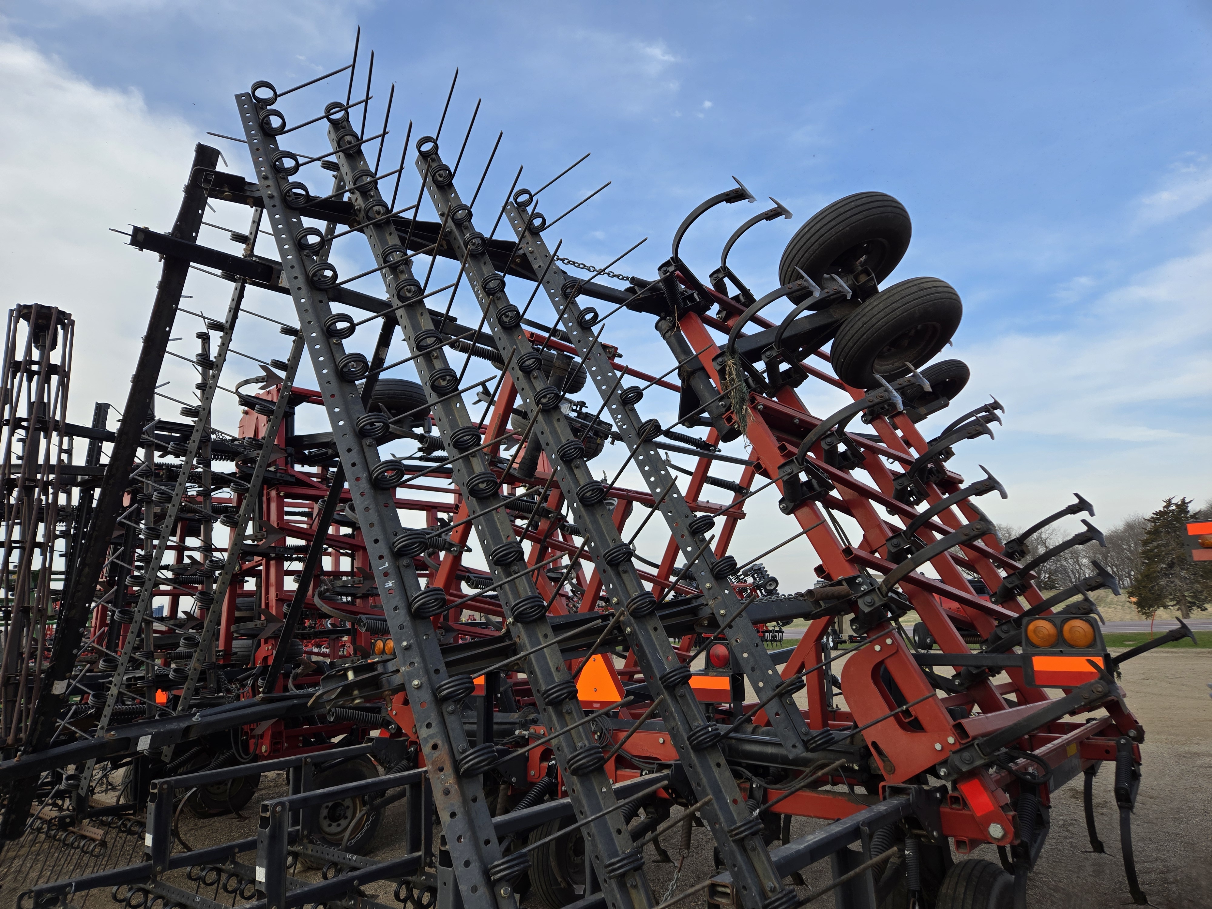 Case IH TIGERMATE II Field Cultivator