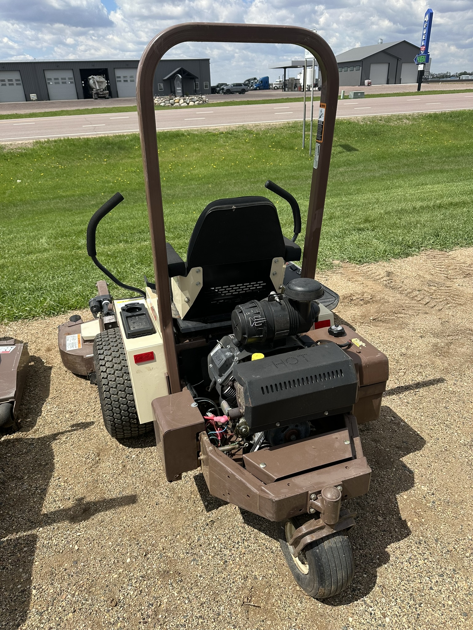 2006 Grasshopper 723KH2 Mower/Zero Turn