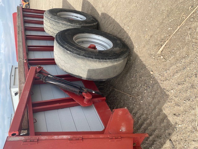 2013 Hagedorn 2277 Manure Spreader