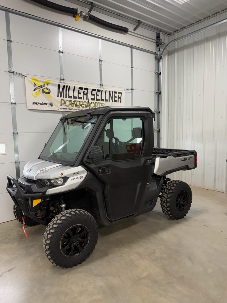2020 Can-Am 2020 Defender XT Cab/Heat HD8 Utility Vehicle