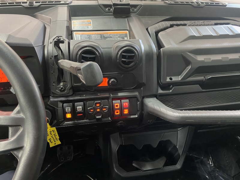 2024 Can-Am 2024 DEFENDER MAX LONE STAR CAB BLK SKU # 6LRA Utility Vehicle