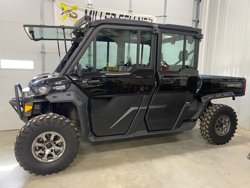 2024 Can-Am 2024 DEFENDER MAX LONE STAR CAB BLK SKU # 6LRA Utility Vehicle