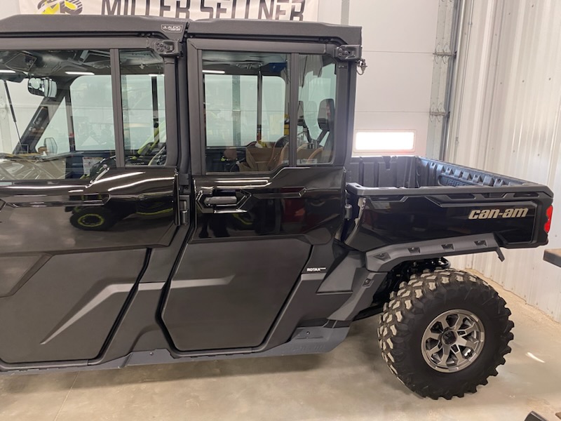 2024 Can-Am 2024 DEFENDER MAX LONE STAR CAB BLK SKU # 6LRA Utility Vehicle