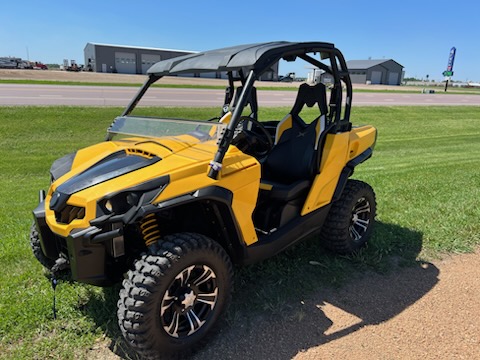 2014 Can-Am 2014 Commander DPS 800 Yellow Utility Vehicle
