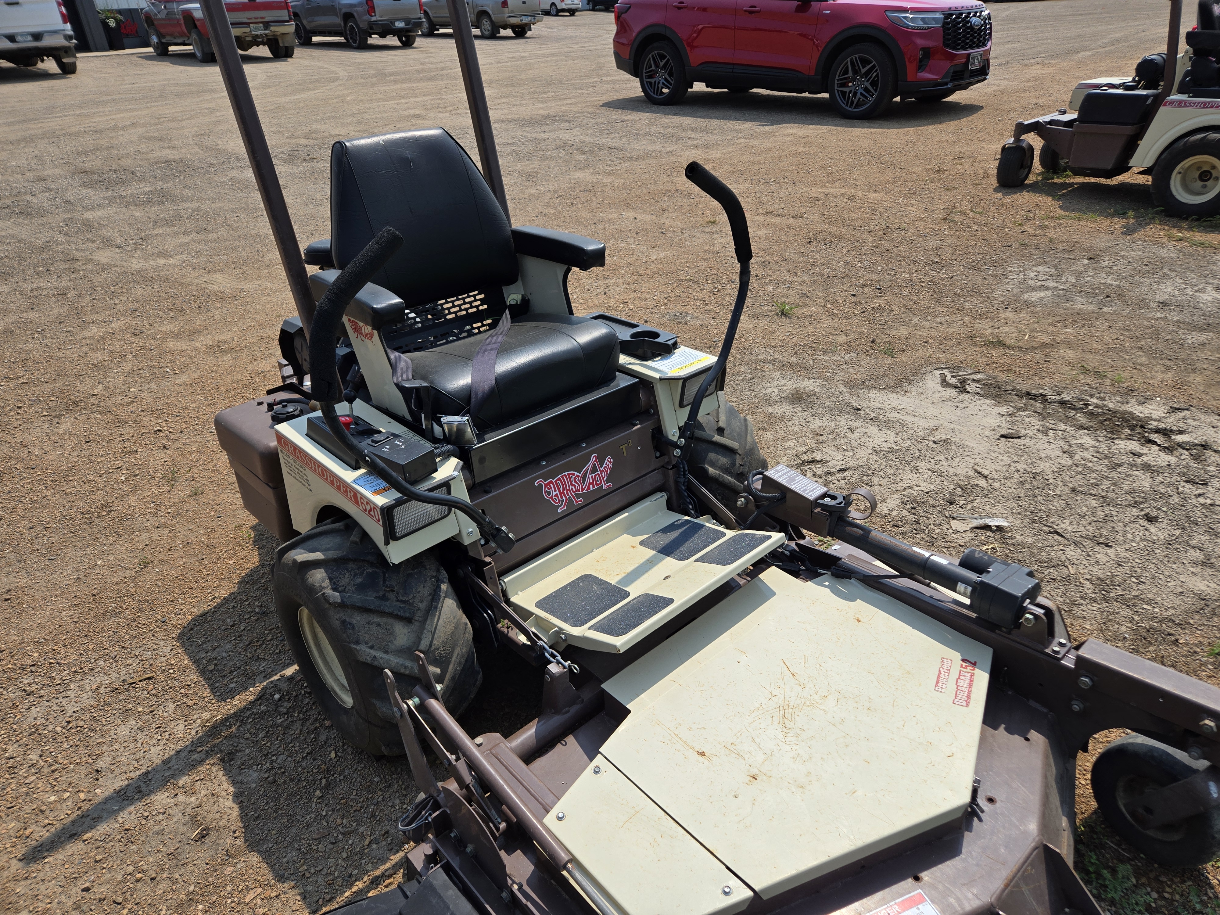 2007 Grasshopper 620T w/52 SD Deck Mower/Zero Turn