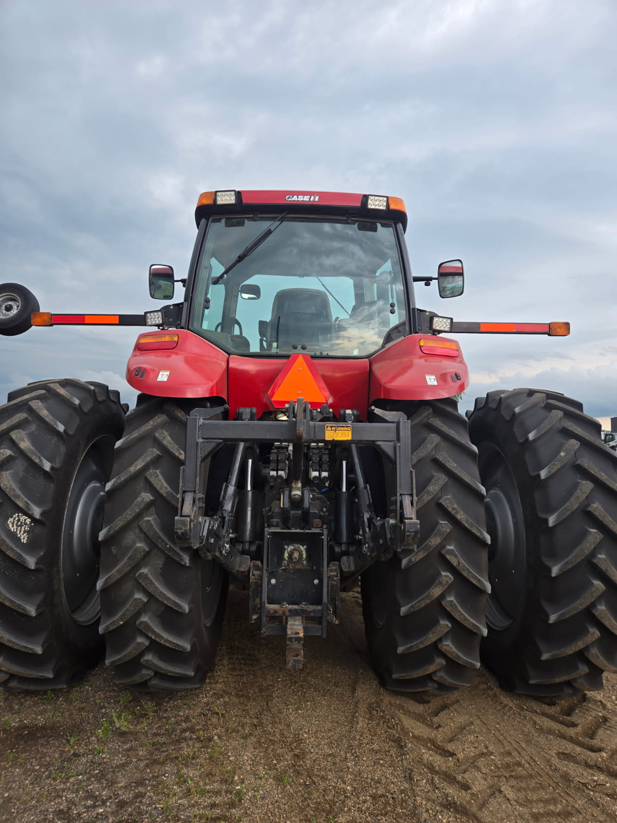 2012 Case IH Magnum 225 CVT Tractor