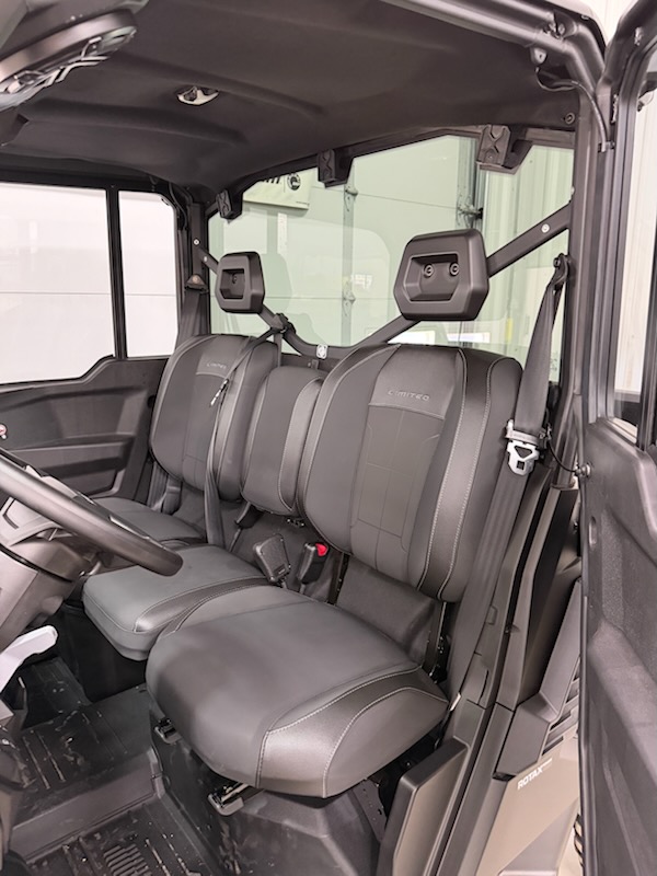 2026 Can-Am 2026 DEFENDER LTD CAB HD11 WHITE SKU # 8JTD Utility Vehicle