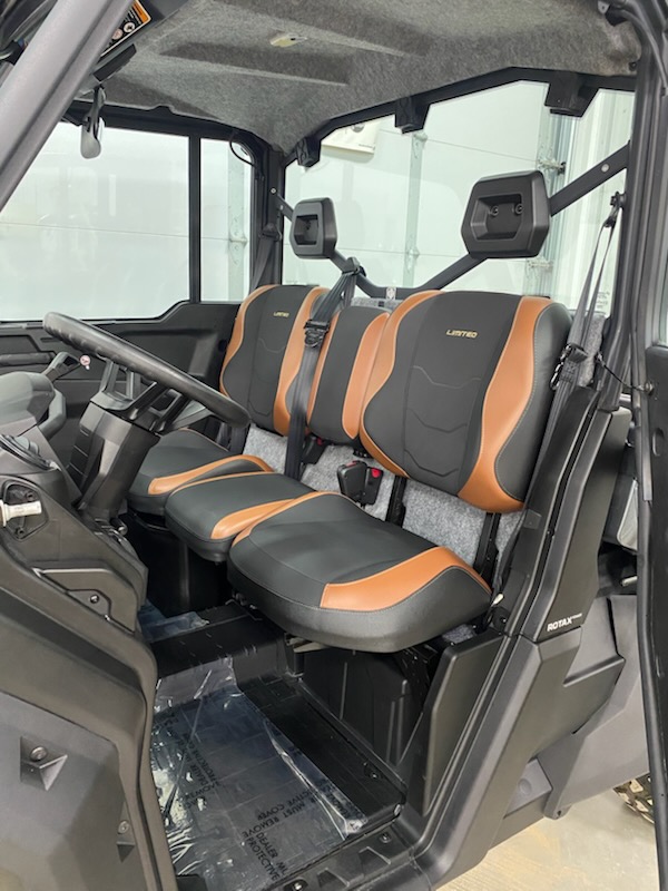 2024 Can-Am 2024 DEFENDER LTD CAB HD10 GRAY SKU # 8JRD Utility Vehicle