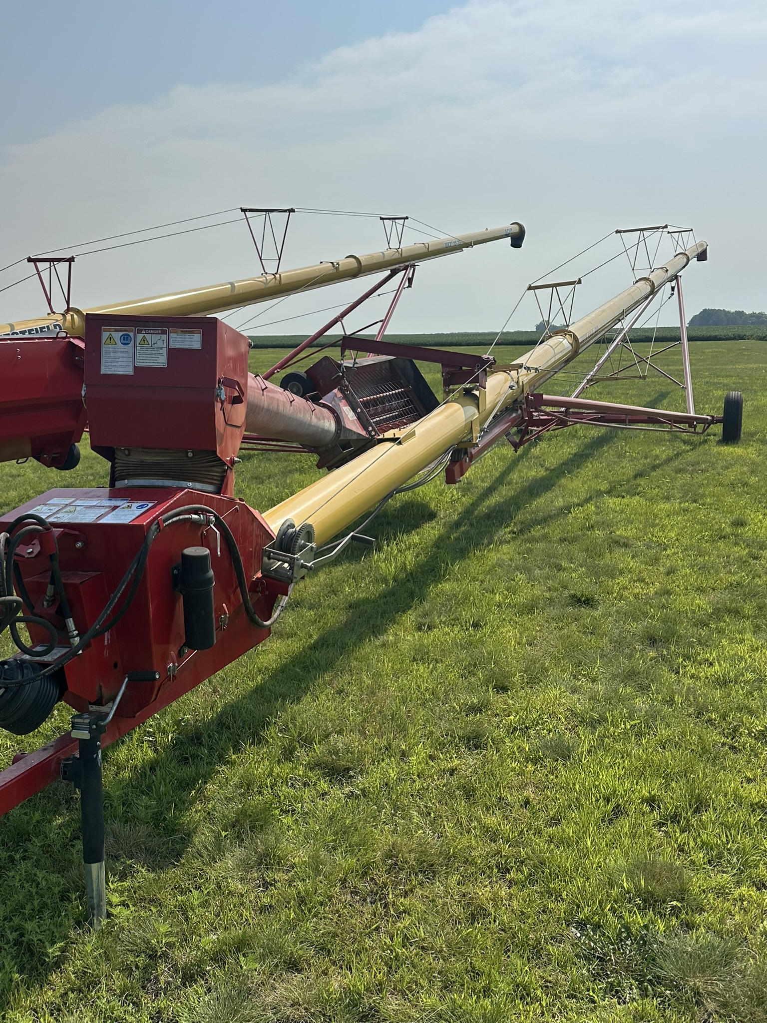 2019 Westfield MKX100-83 Grain Auger