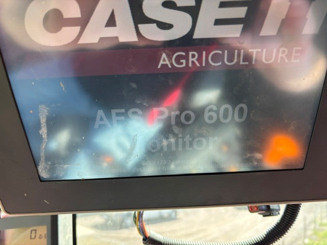 2005 Case IH 2388 Combine