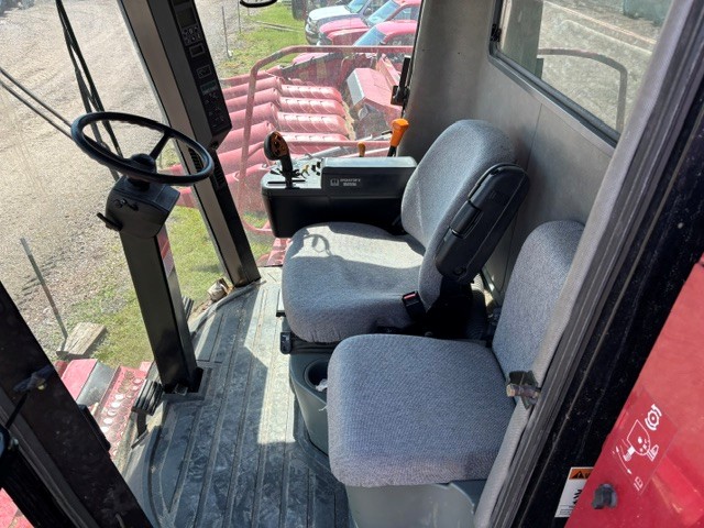 2005 Case IH 2388 Combine