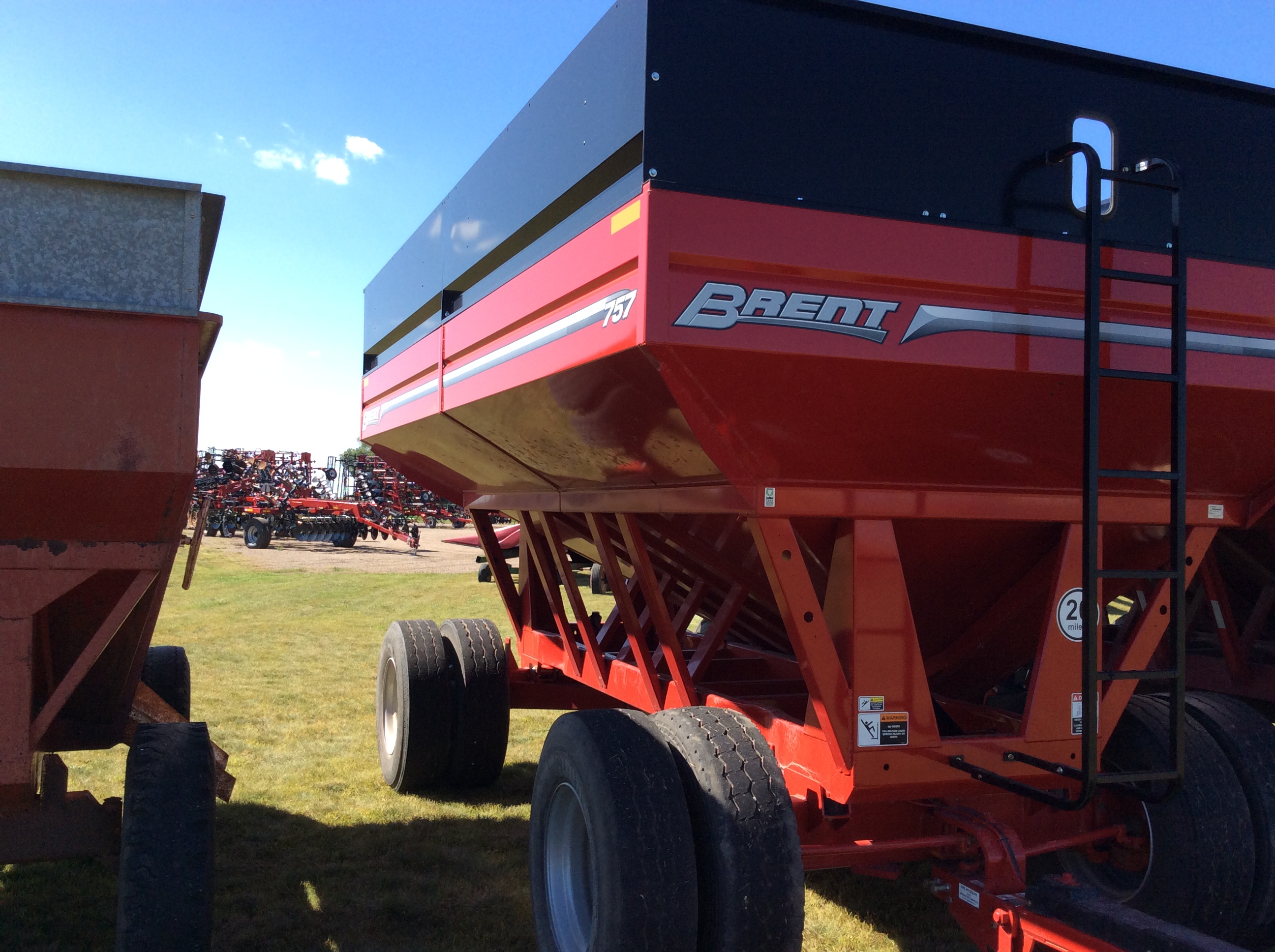 2024 Brent 757 Gravity Box