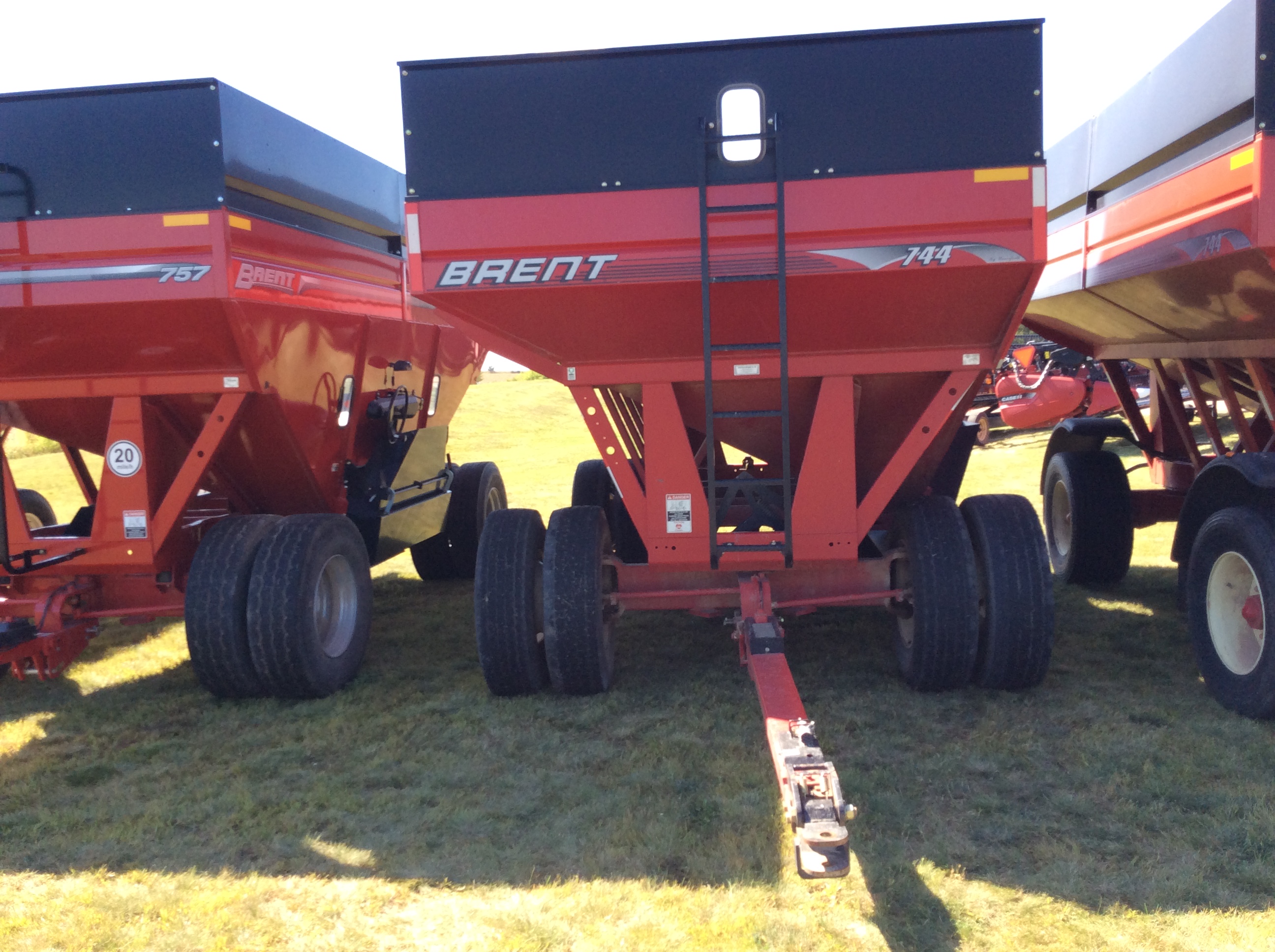 2010 Brent 744 Gravity Box