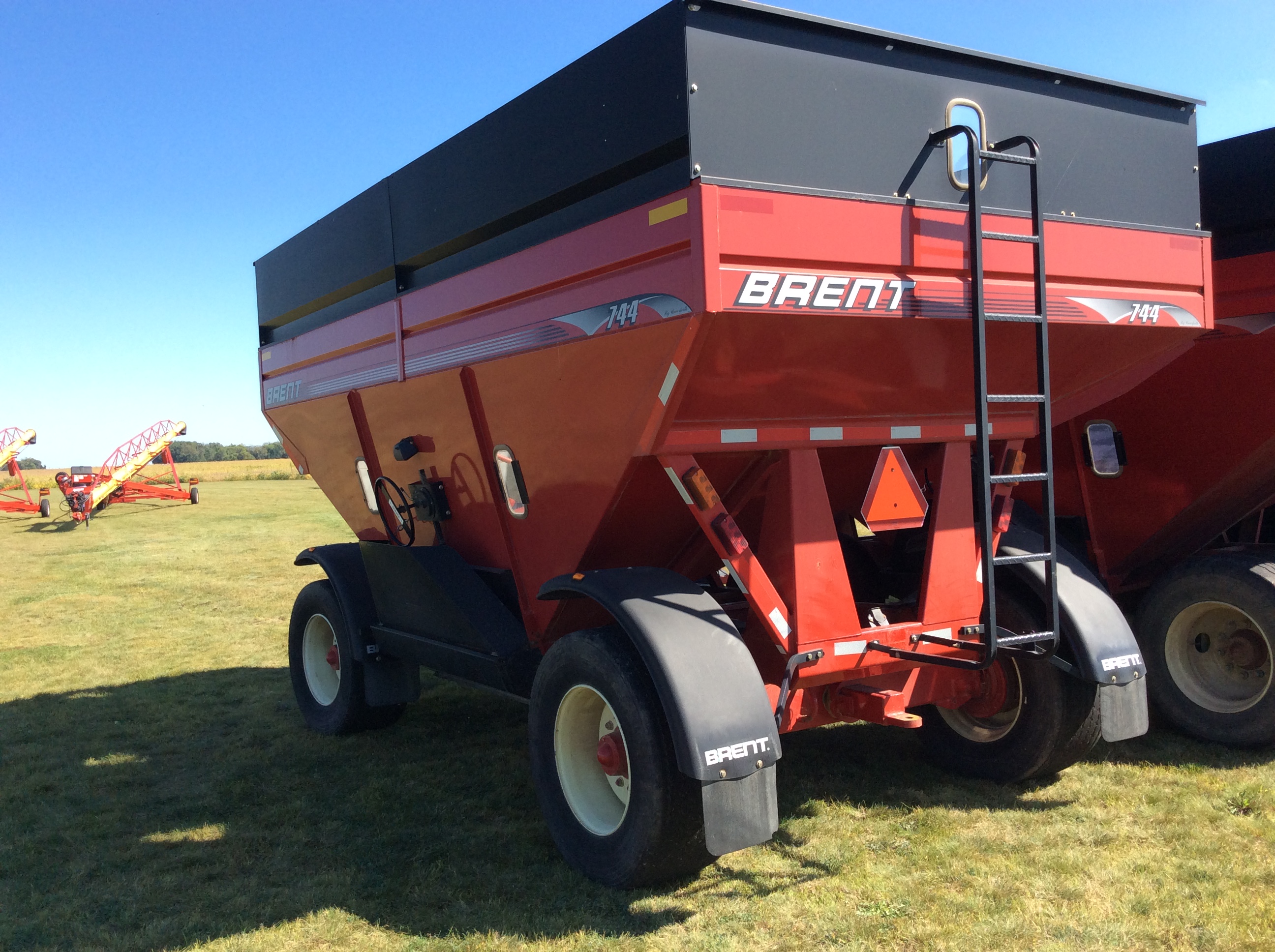2017 Brent 744 Gravity Box