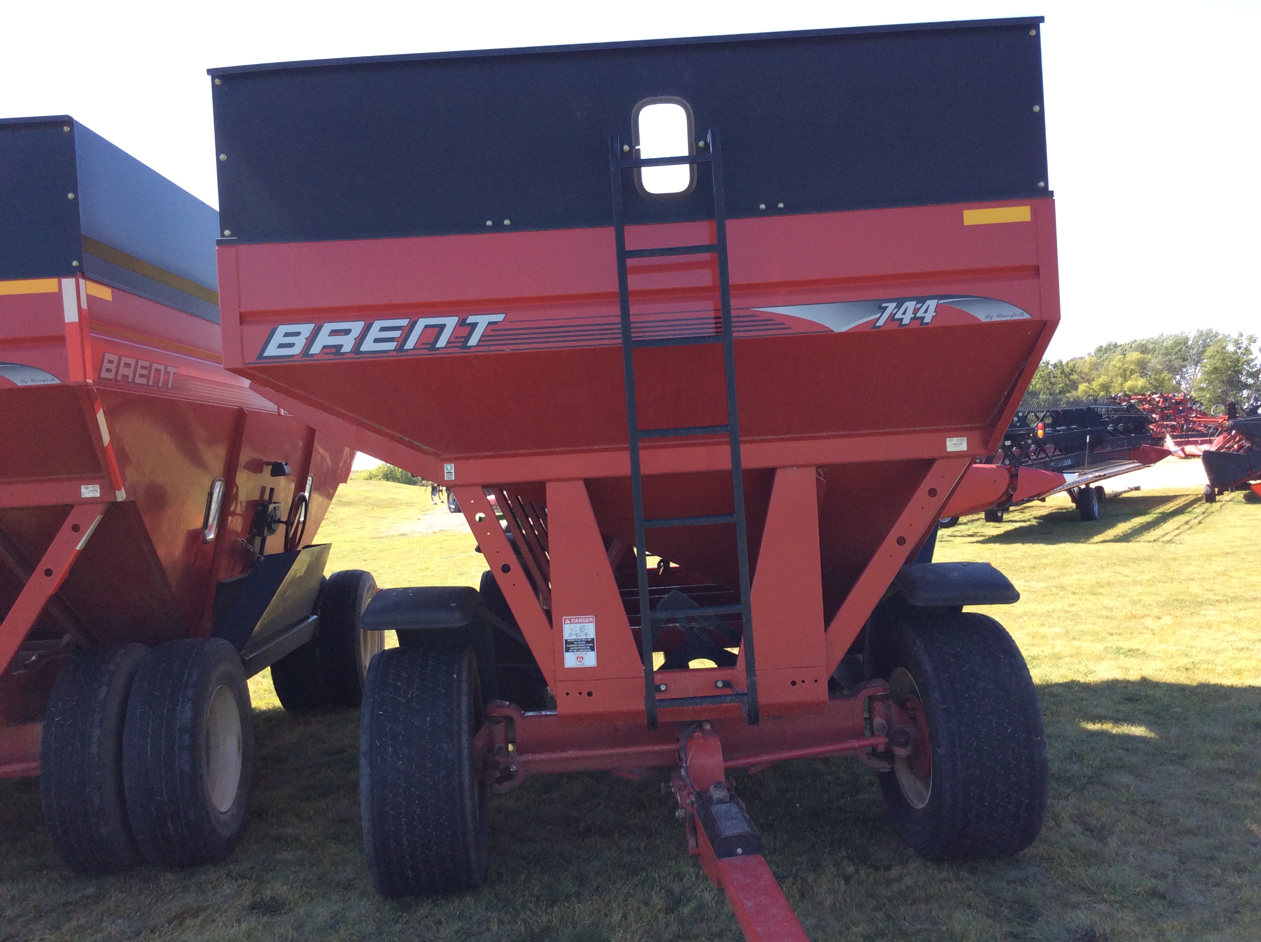 2017 Brent 744 Gravity Box