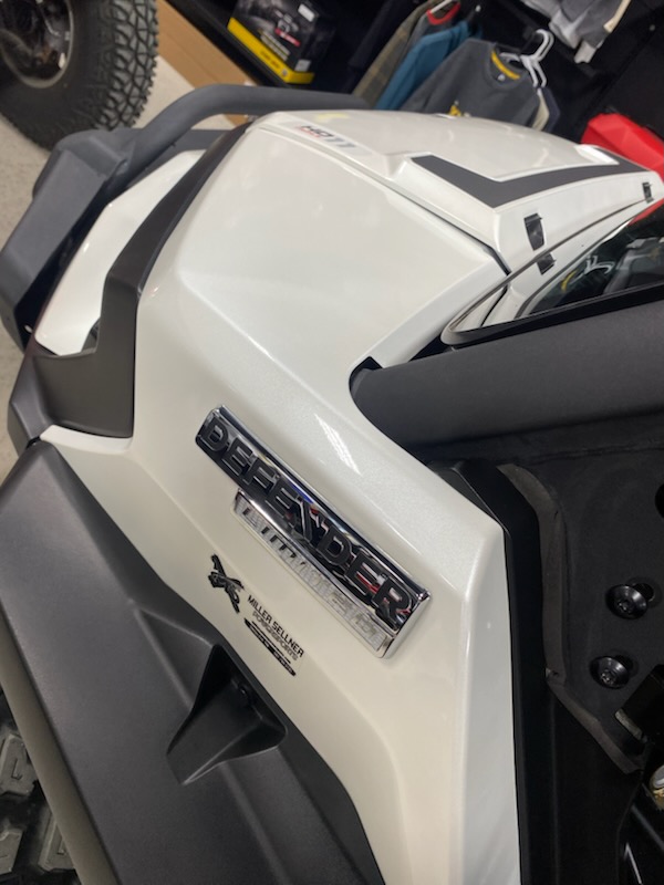 2026 Can-Am 2026 DEFENDER MAX LTD CAB HD11 WHITE SKU # 6MTE Utility Vehicle