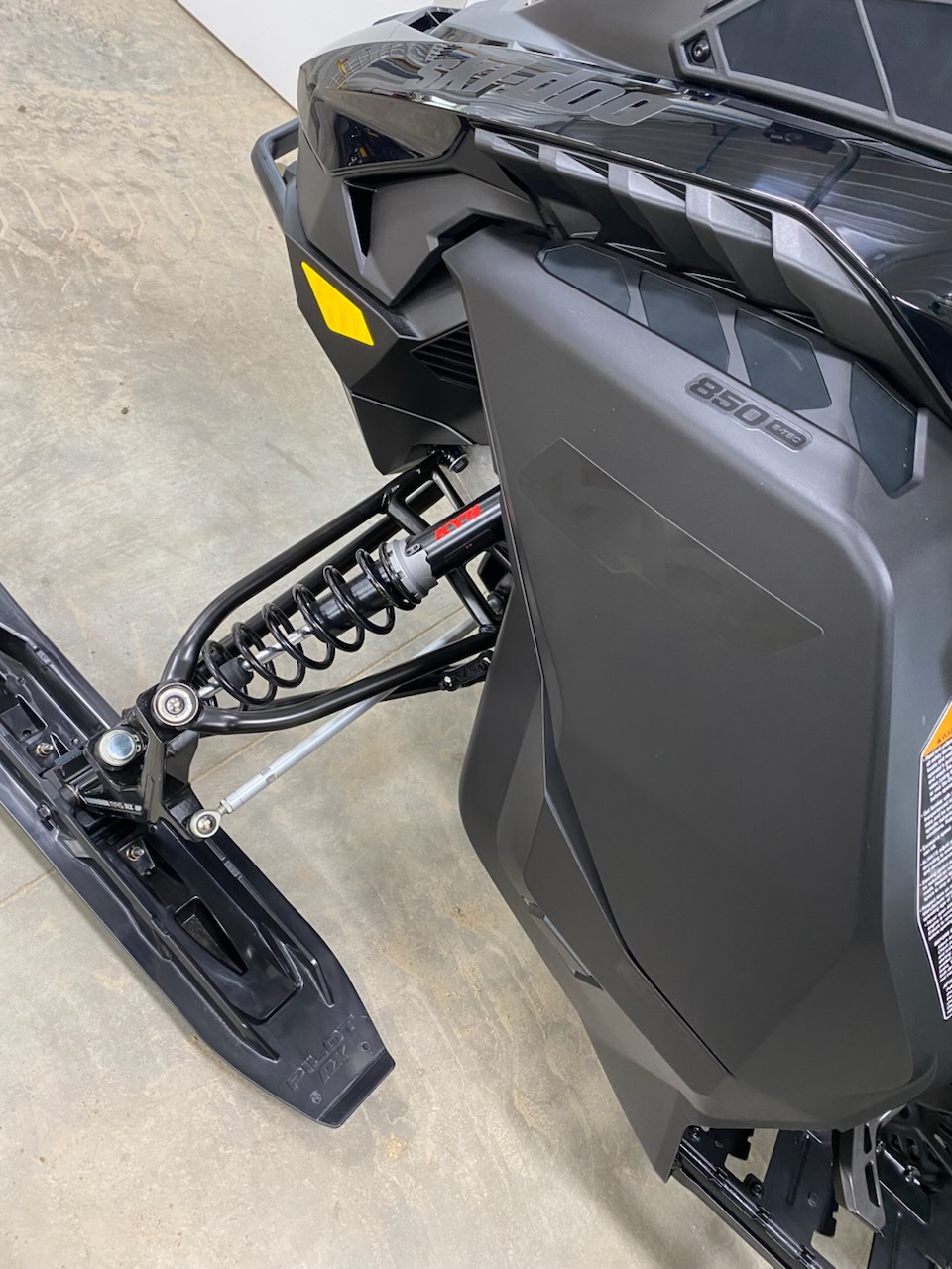 2027 Ski-Doo 2027 MXZ ADR 850 129"x1.25"RS BLACK SKU # BDVB Snowmobile