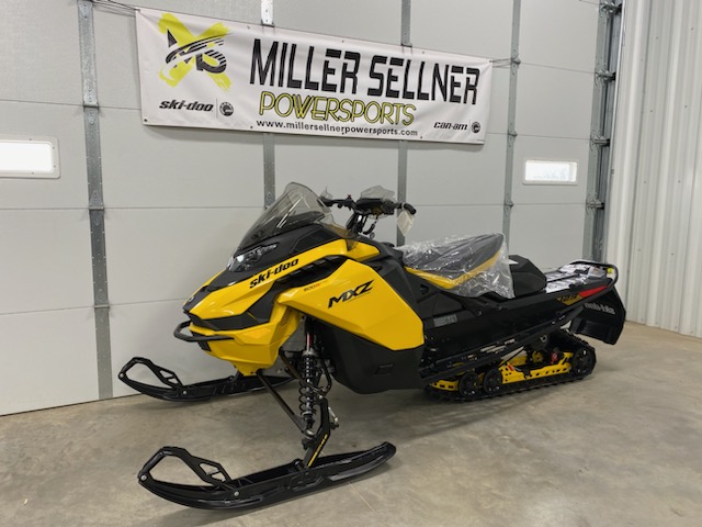 2025 Ski-Doo 2025 MXZ ADR 600 129"x1.25"RS YEL SKU # BDSG Snowmobile