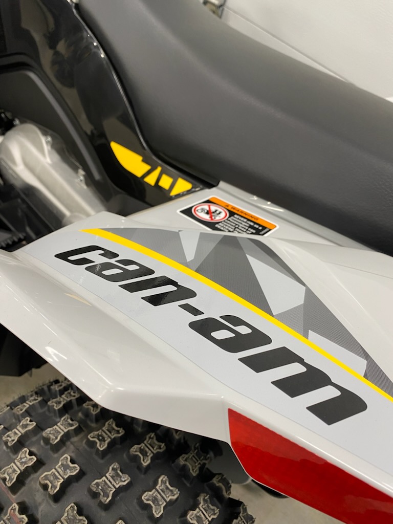 2025 Can-Am 2025 RENEGADE 70efi 4-STROKE GRAY/YEL SKU 3KSA ATV