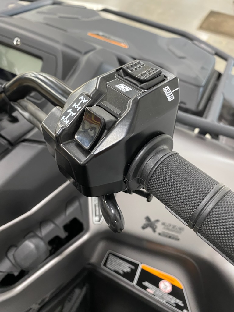 2025 Can-Am 2025 OUTLANDER MAX XT 700 PLAT SATIN SKU # 1YSA ATV