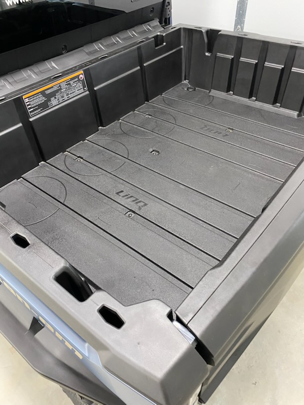 2026 Can-Am 2026 DEFENDER LTD CAB HD11 NAVY SKU # 8JTF Utility Vehicle