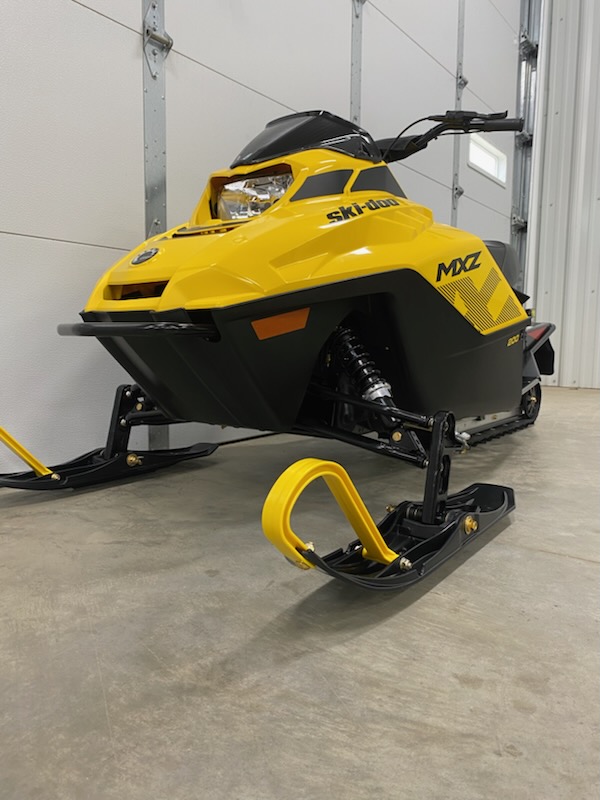 2027 Ski-Doo 2027 MXZ 200 NEO YELL/BLK SKU # 7D9A Snowmobile