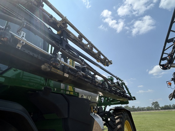 2023 John Deere 612R Sprayer/High Clearance