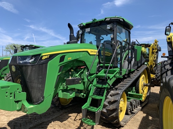 2023 John Deere 8RT 370 Tractor Rubber Track