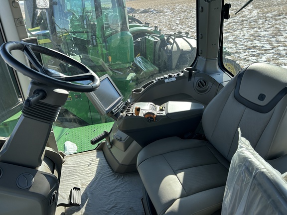 2023 John Deere 9RX 590 Tractor Rubber Track