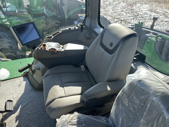 2023 John Deere 9R 490 Tractor 4WD