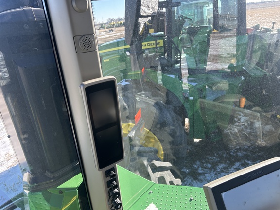 2023 John Deere 9R 490 Tractor 4WD