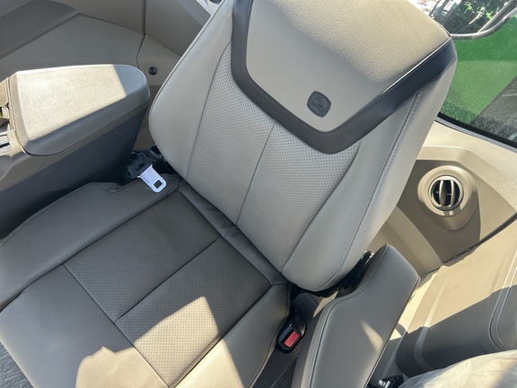 2023 John Deere 9R 490 Tractor 4WD