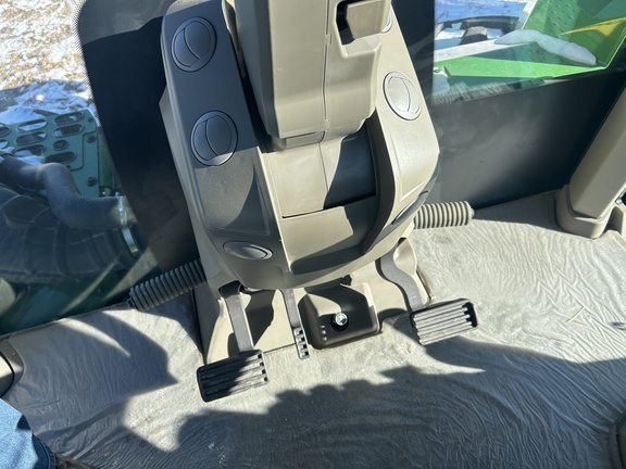 2023 John Deere 9R 490 Tractor 4WD