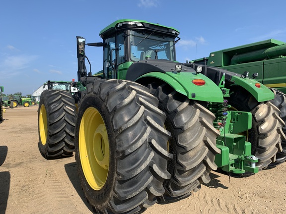 2023 John Deere 9R 590 Tractor 4WD