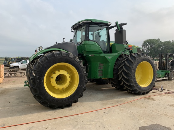 2023 John Deere 9R 590 Tractor 4WD