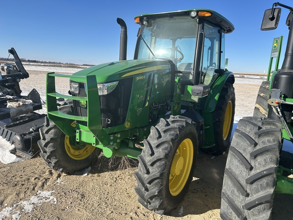2023 John Deere 5090E Tractor