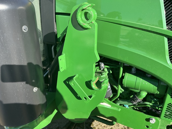 2023 John Deere 5090E Tractor