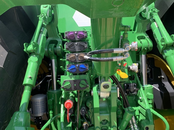 2023 John Deere 8R 340 Tractor