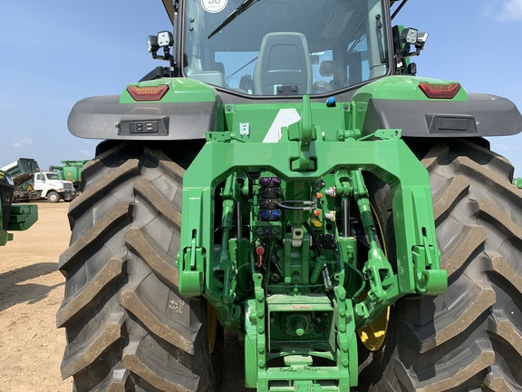 2023 John Deere 8R 340 Tractor