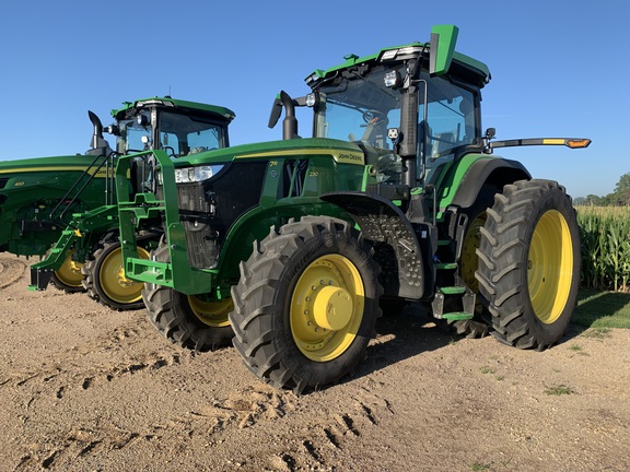 2023 John Deere 7R 230 Tractor