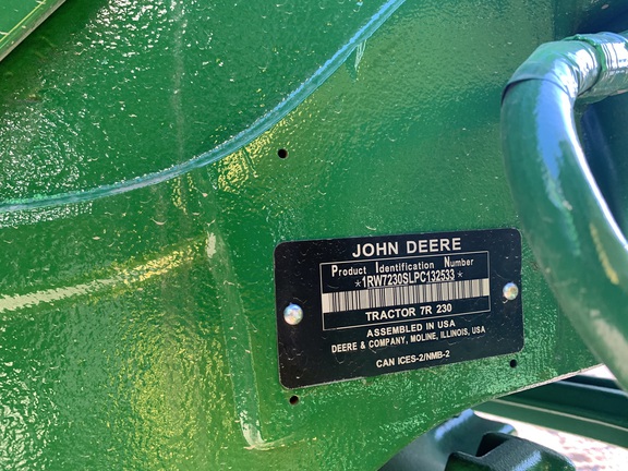 2023 John Deere 7R 230 Tractor