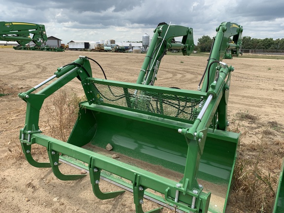 2023 John Deere 620R Loader