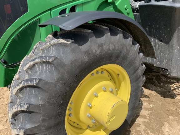 2021 John Deere 6230R Tractor