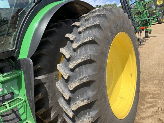 2021 John Deere 6230R Tractor