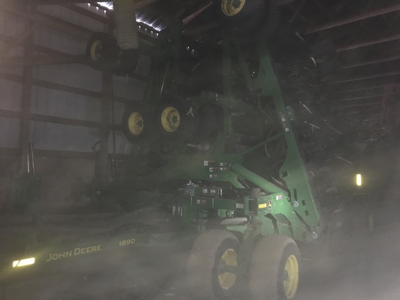 2021 John Deere 1890 Air Seeder