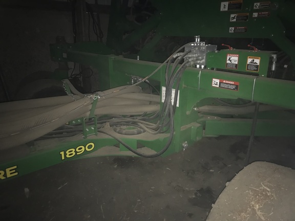 2021 John Deere 1890 Air Seeder