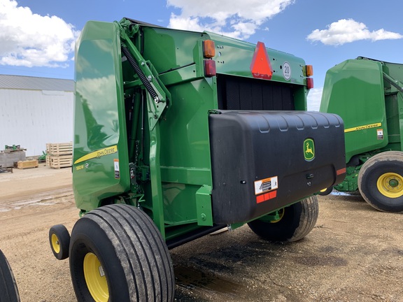 2023 John Deere 560M Baler/Round