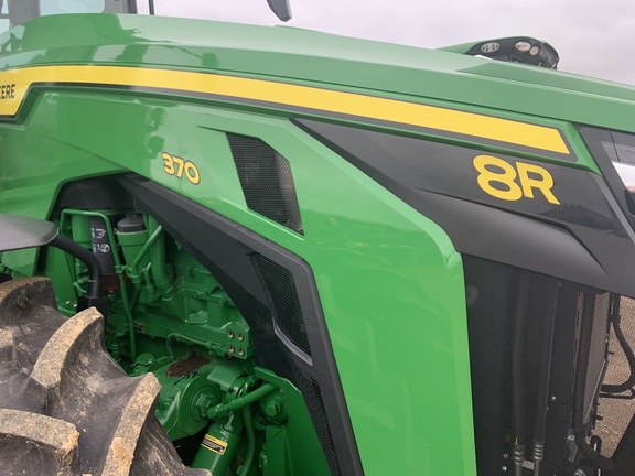 2023 John Deere 8R 370 Tractor