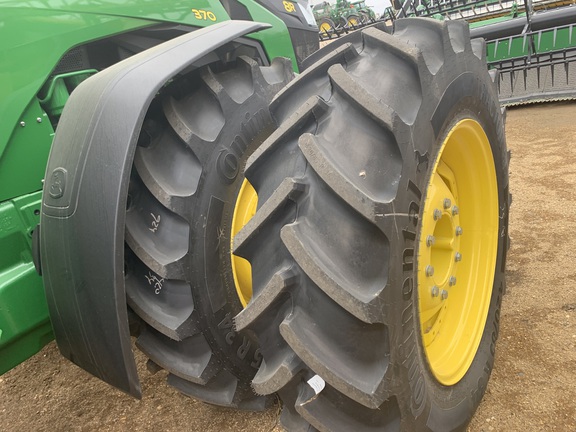 2023 John Deere 8R 370 Tractor