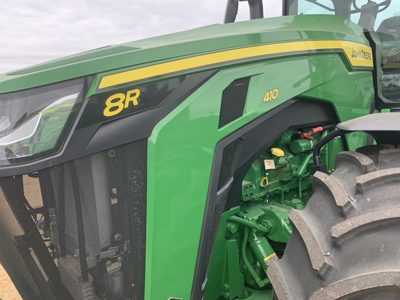 2023 John Deere 8R 410 Tractor